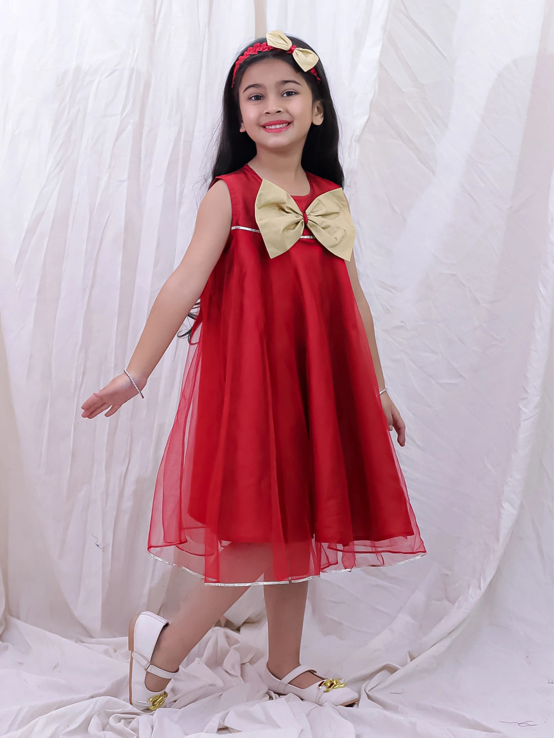 BownBee Sleeveless Taffeta Party Frock With Hairband For Girls