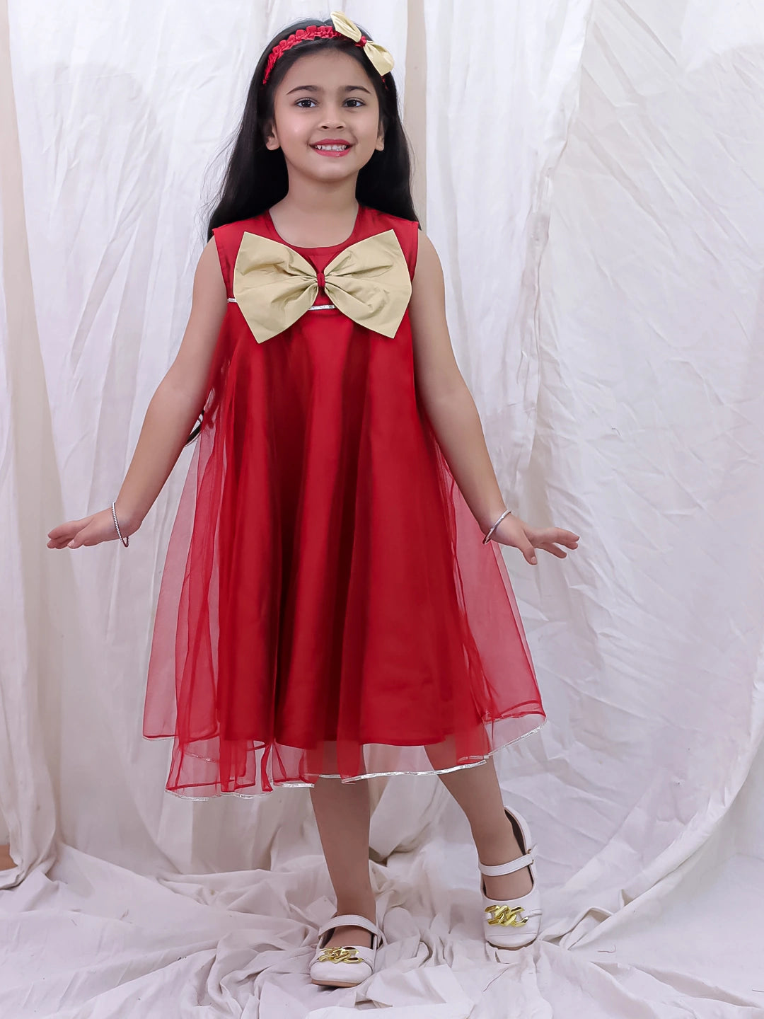 BownBee Sleeveless Taffeta Party Frock With Hairband For Girls