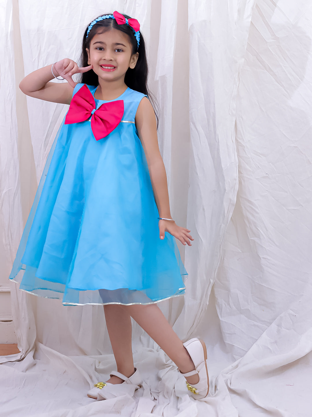 BownBee Sleeveless Taffeta Party Frock With Hairband For Girls - Red