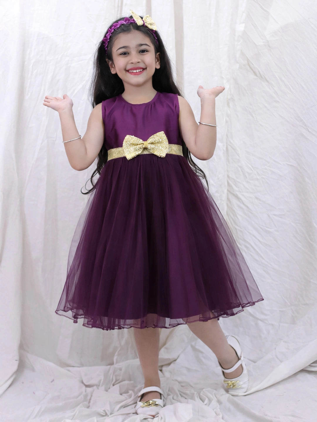 BownBee Sleeveless Taffeta Party Frock With Hairband For Girls