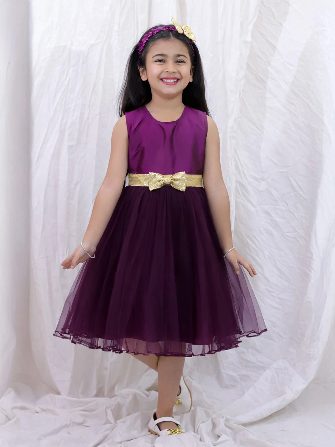 BownBee Sleeveless Taffeta Party Frock With Hairband For Girls
