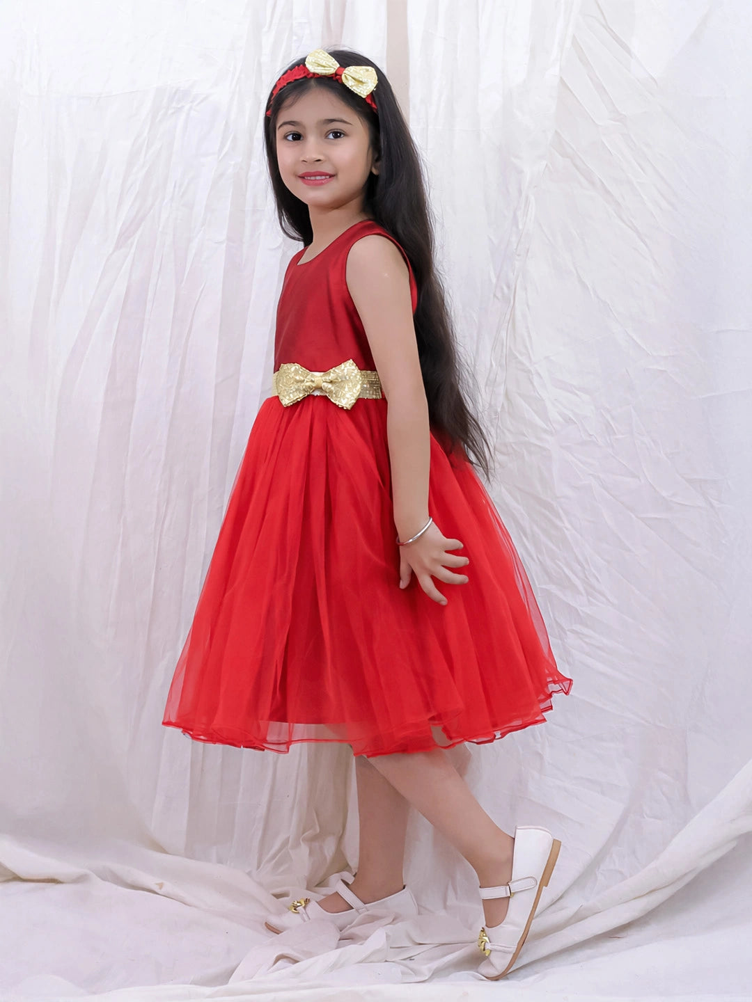 BownBee Sleeveless Taffeta Party Frock With Hairband For Girls