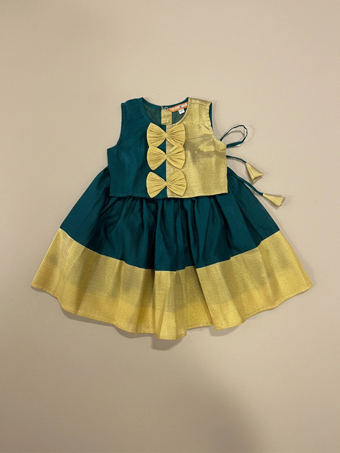 BownBee Sleeveless Chanderi Lehenga Choli With Hairband & Botties Set For Infant Girls- Green