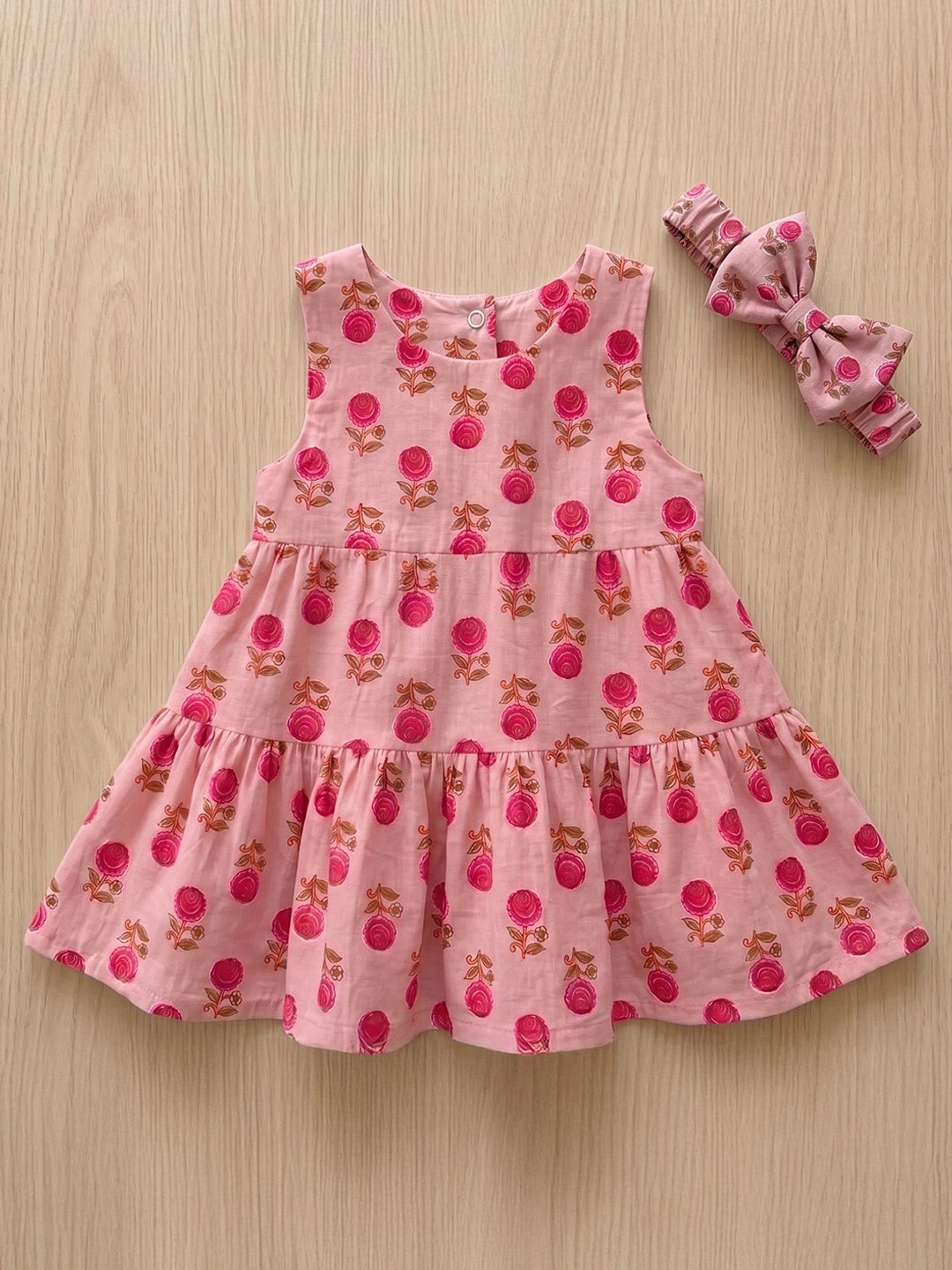 BownBee Pure Cotton Sleeveless Tier Dress With Hairband For Infant Girls