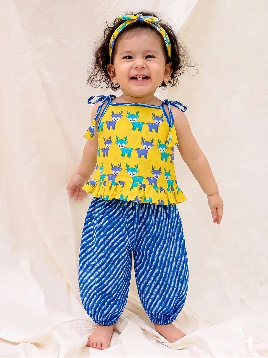 Ethnic Wear Newborn Baby Dresses Near Me Newborn Tissue Silk Pattu Frock Gold Traditional Pattu Dress Ethnic Wear Newborn Baby Dresses Near Me Newborn Tissue Silk Pattu Frock Gold Traditional Pattu Dress