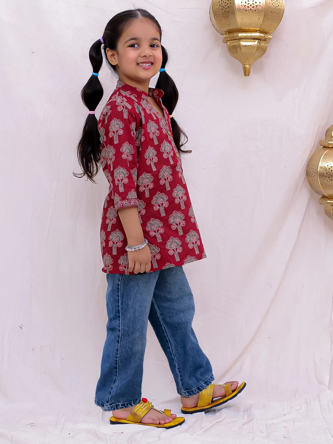 BownBee Pure Cotton Printed  Quater Sleeves Short Kurti For Girls