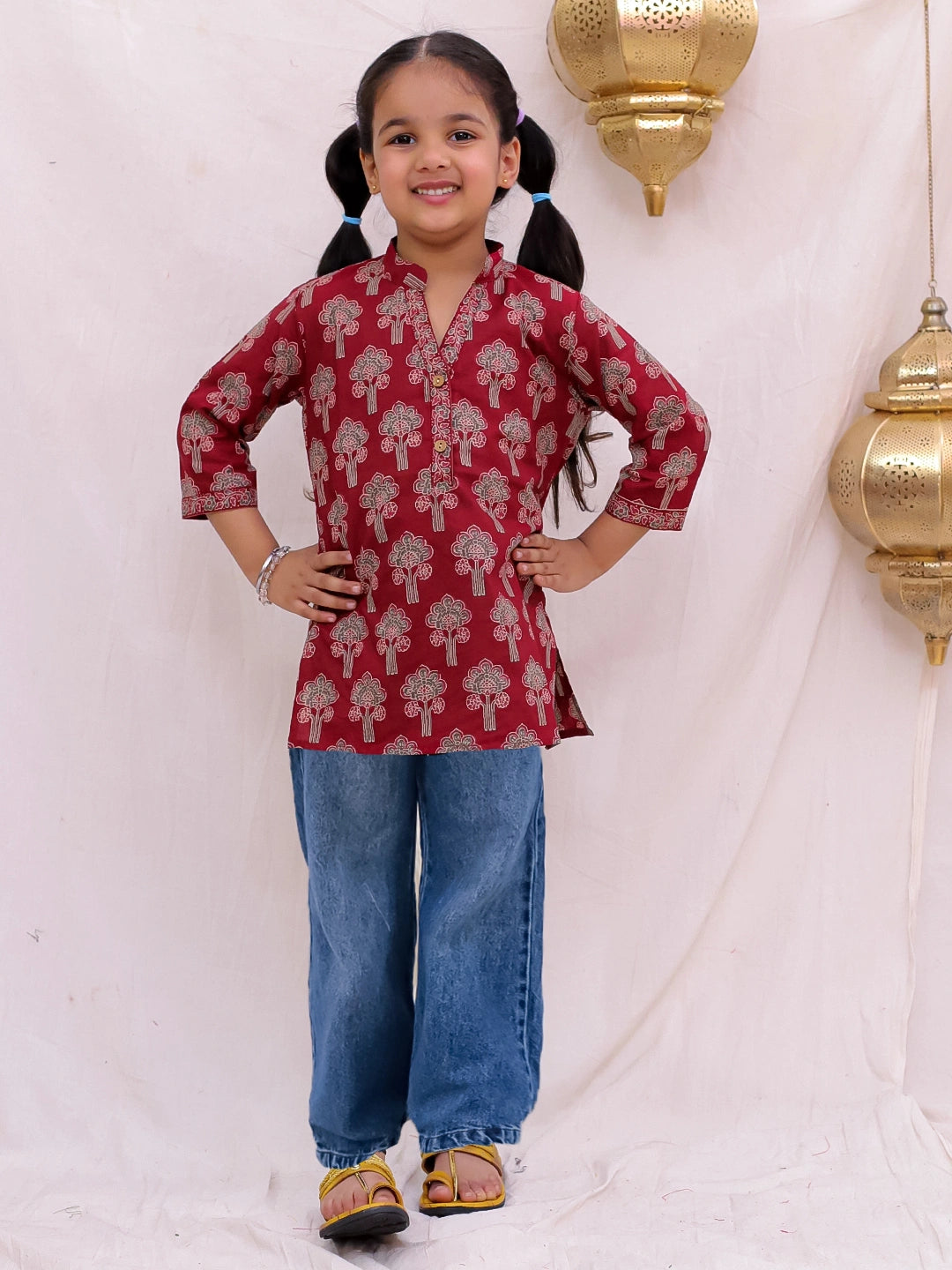 BownBee Pure Cotton Printed  Quater Sleeves Short Kurti For Girls