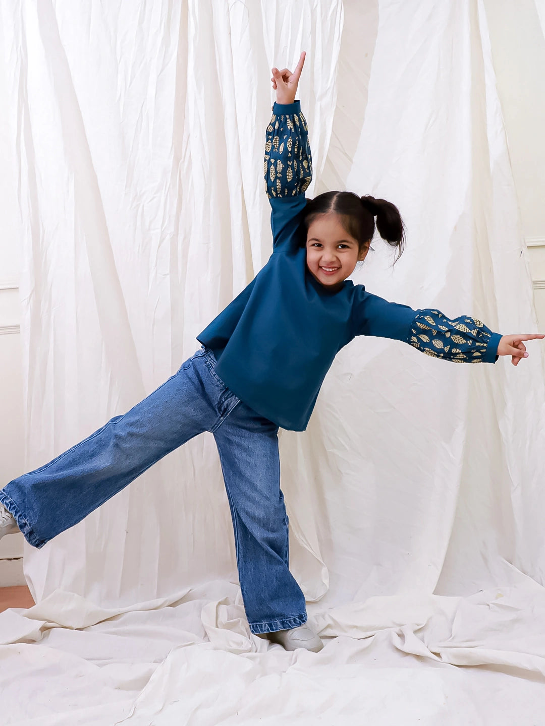 BownBee Pure Cotton Full sleeves Color Block Top For Girls - White