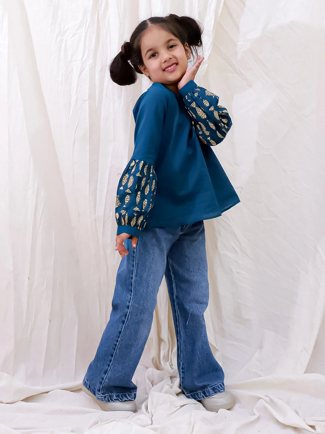 BownBee Pure Cotton Full sleeves Color Block Top For Girls - White