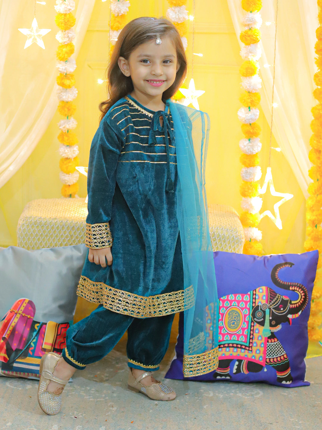 BownBee Velvet Full Sleeve Kurta with Harem Dupatta Set for Girls- Teal