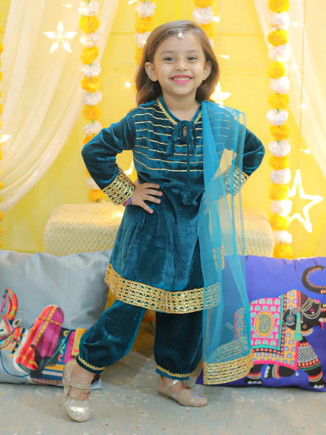 BownBee Velvet Full Sleeve Kurta with Harem Dupatta Set for Girls- Teal