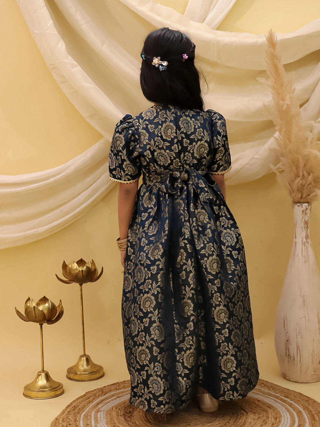 BownBee Short Sleeves Pathani Gown For Girls