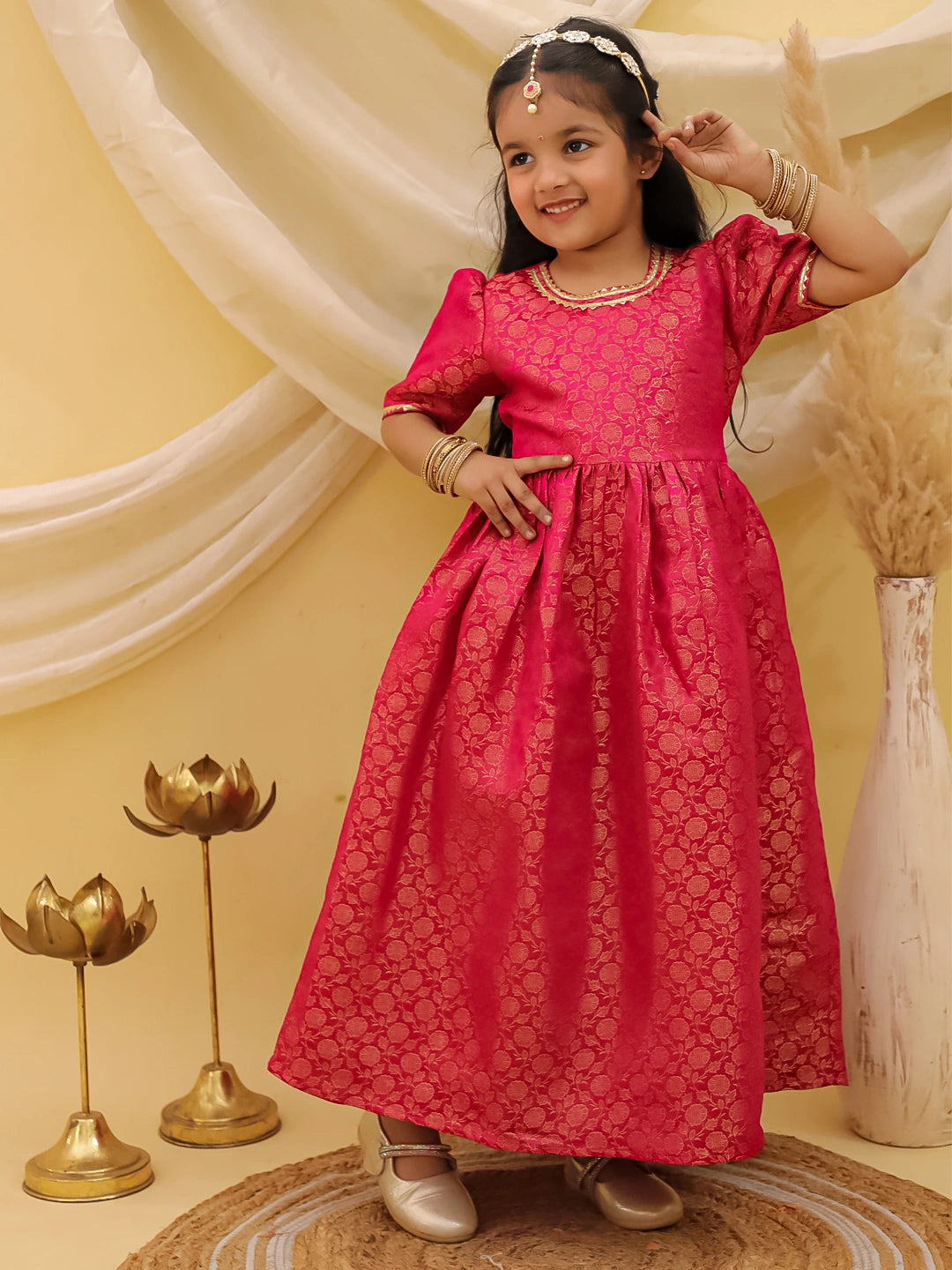 BownBee Short Sleeves Pathani Gown For Girls