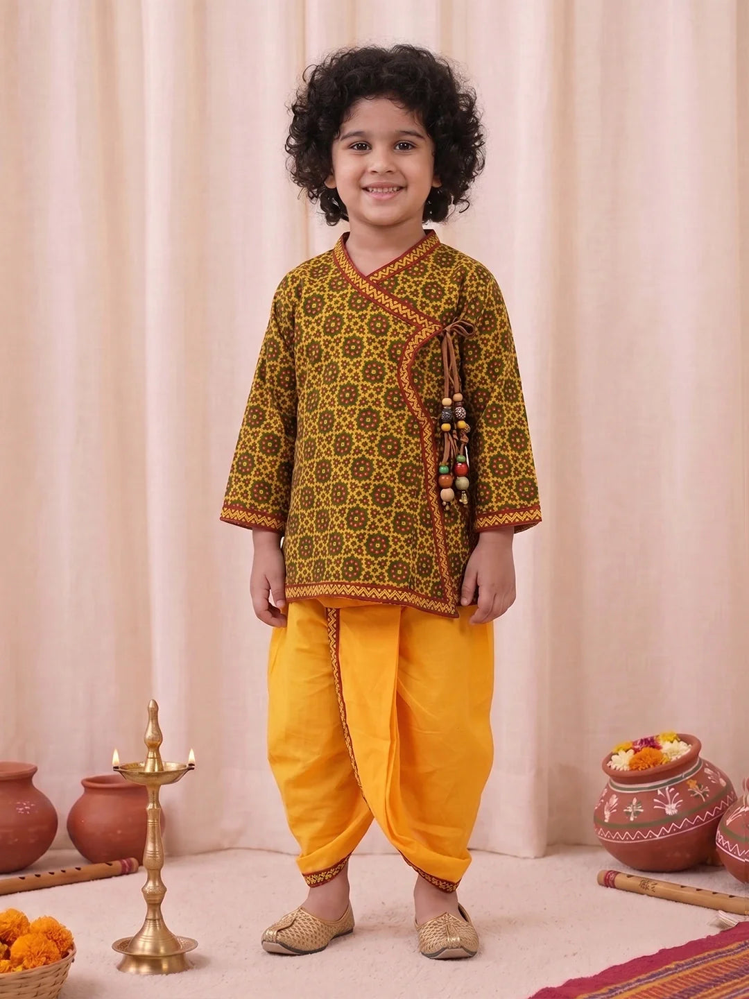 BownBee Full Sleeves Motif Print Kurta With Dhoti