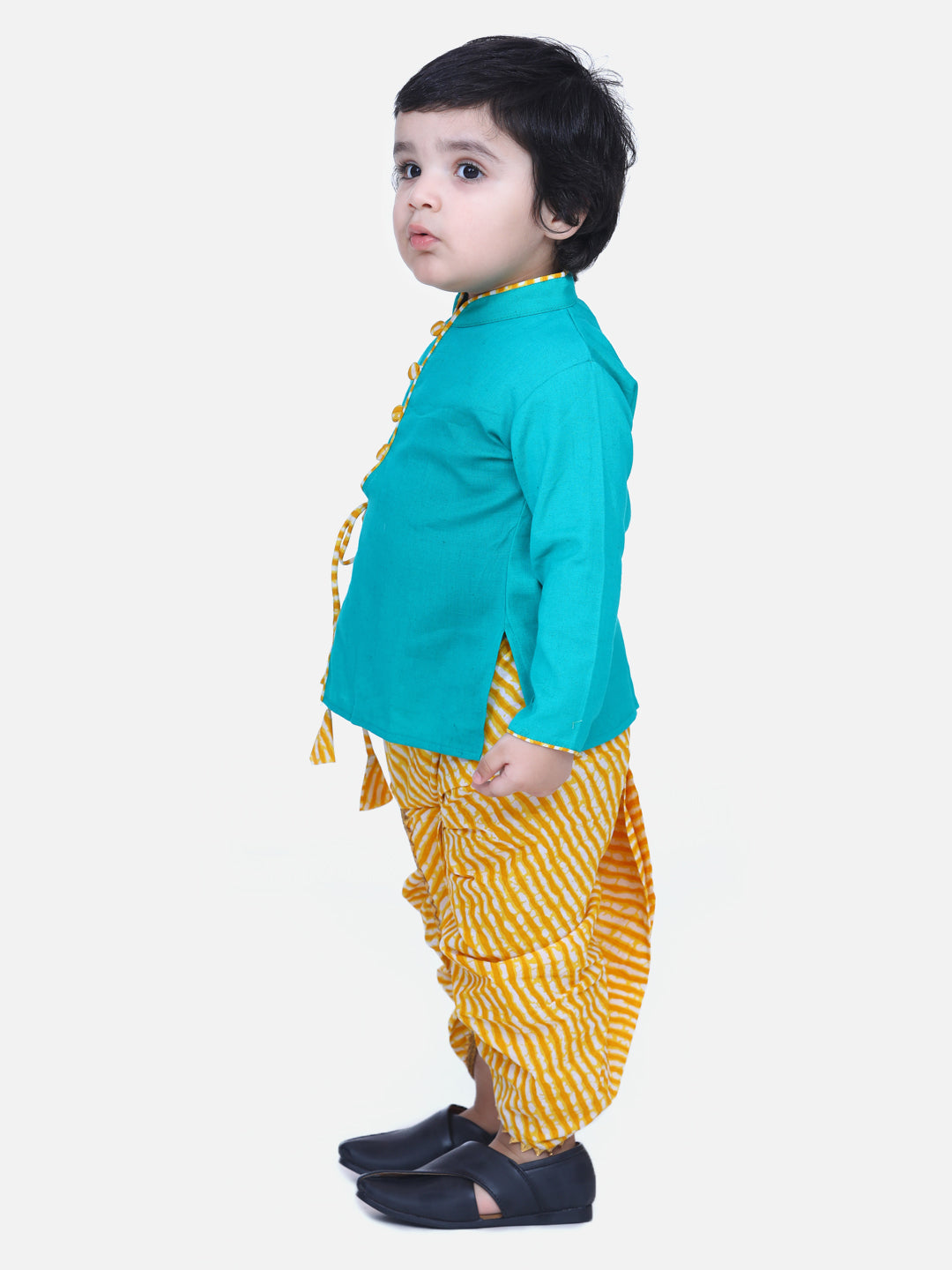 BownBee Full Sleeves Solid Color Kurta With Leheriya Dhoti -Green