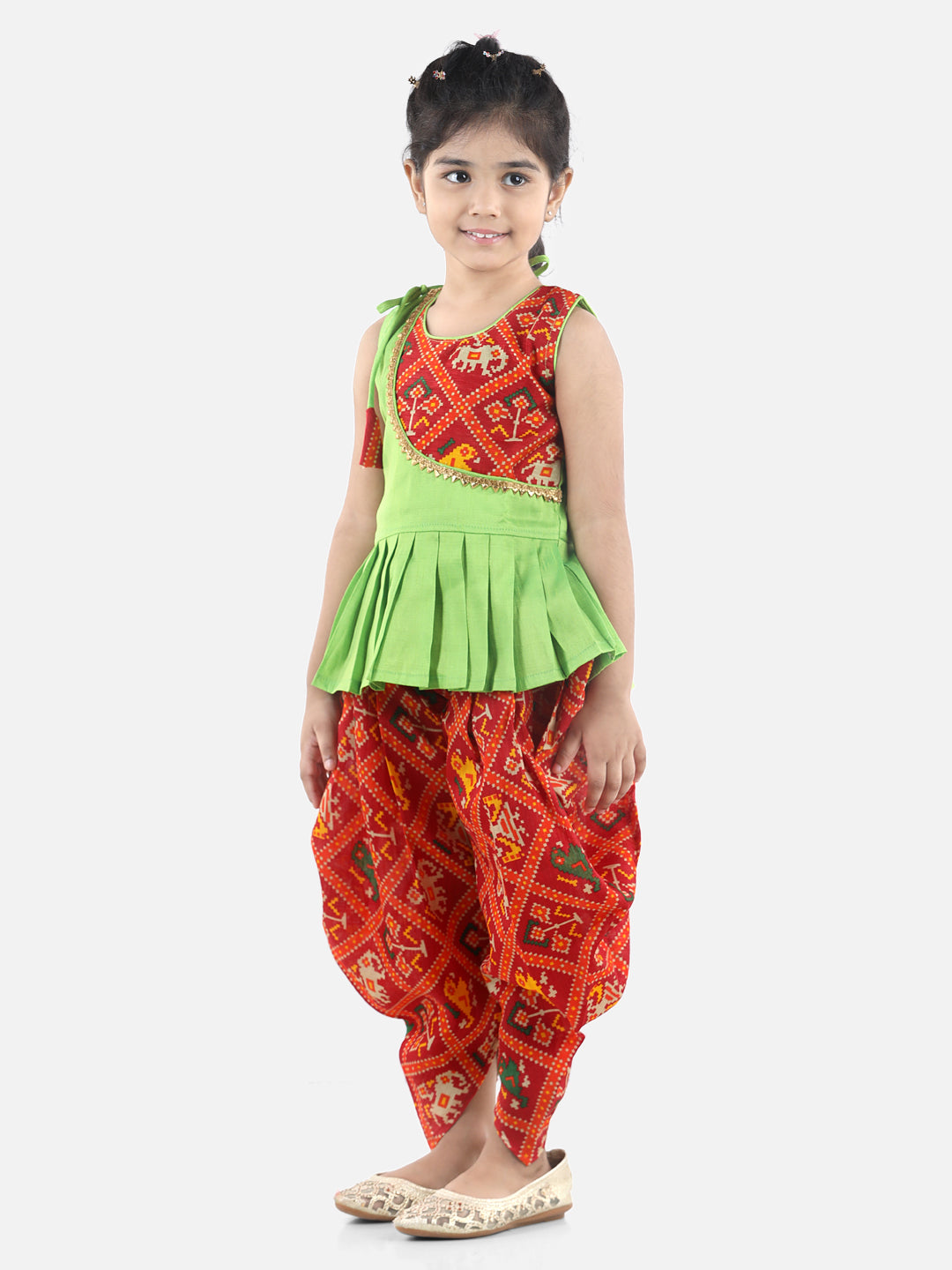 BownBee Sleeveless Ethnic Design Detail Long Peplum Top With Printed Dhoti- Green