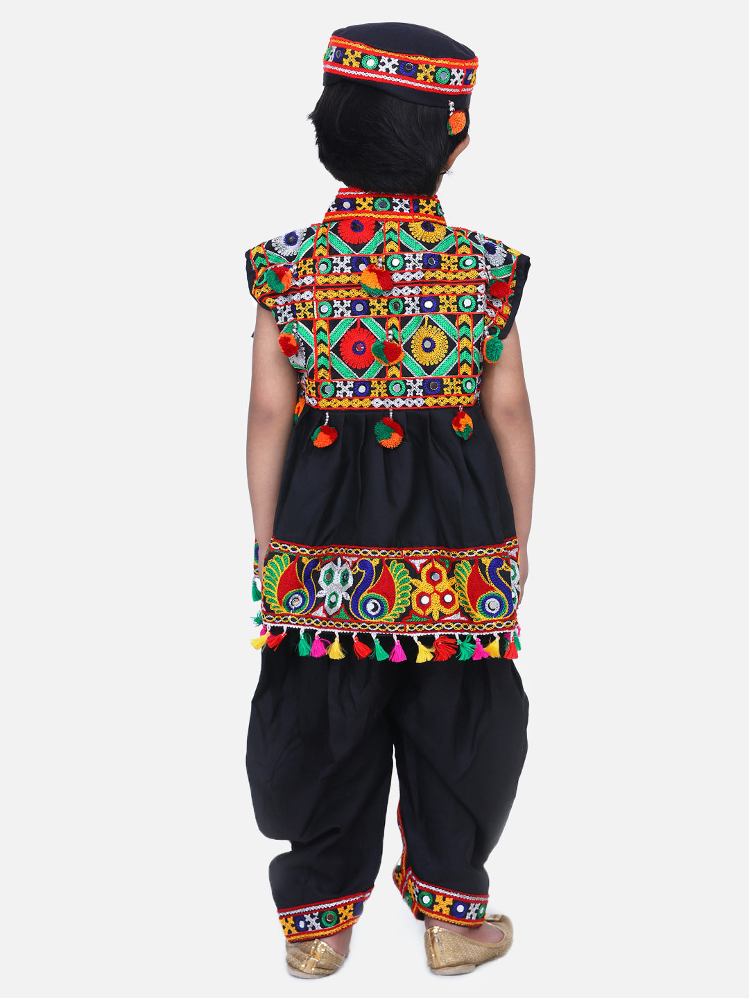 BownBee Kids Boys Navratri Dandiya  Garba Embroidered kediya with Dhoti and Cap - Black