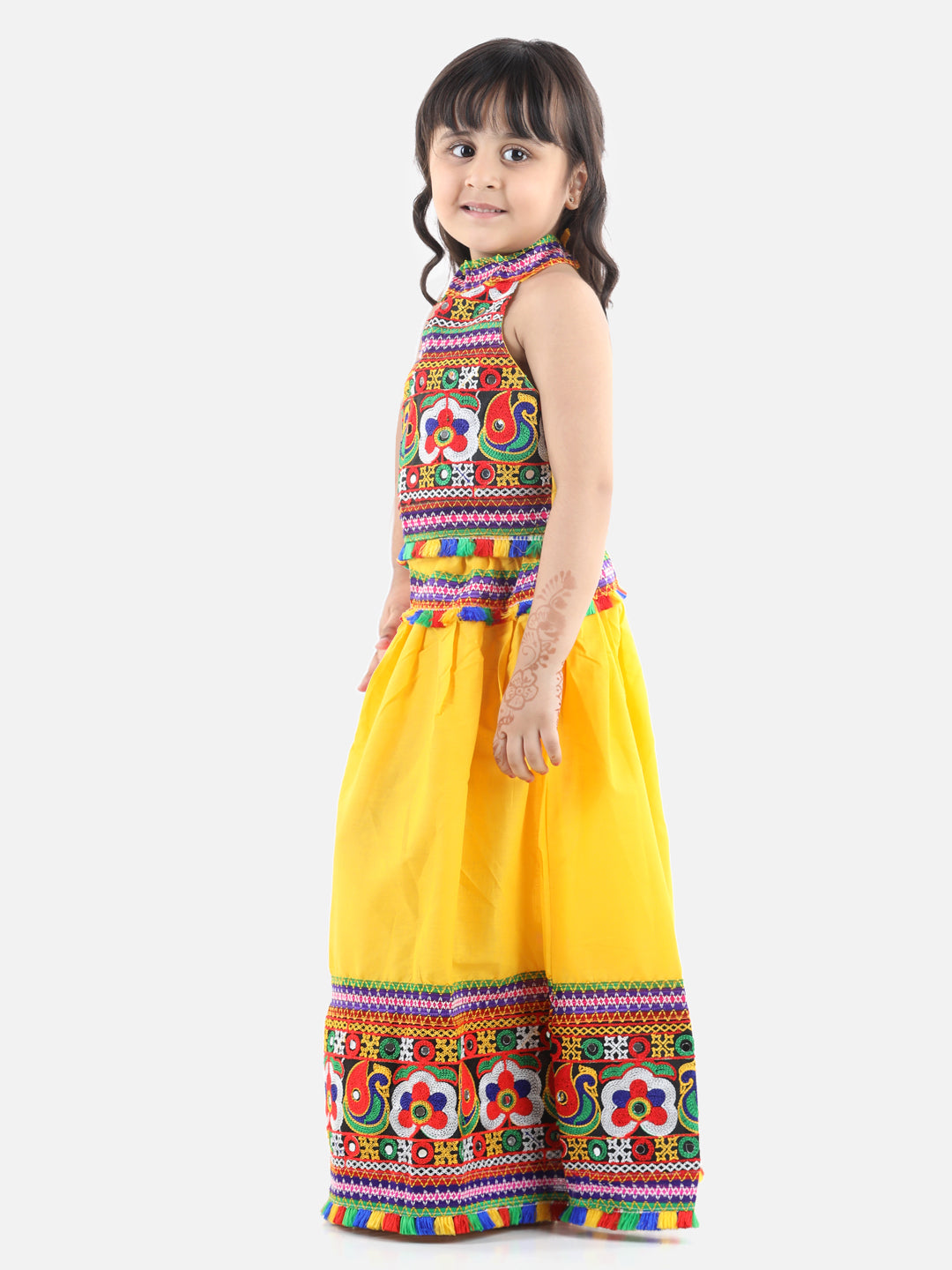 BownBee Sibling Embroidered kediya with Dhoti and Cap for Boys and Bandhani halter neck chaniya choli for Girls - Yellow