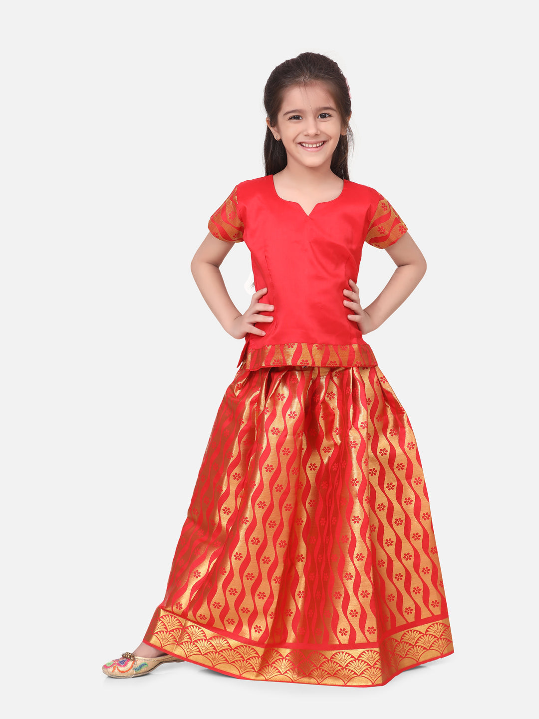 BownBee Short Sleeves Flower Design Pavda Pattu Lehenga - Red