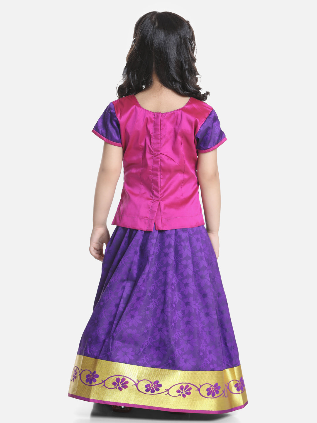 BownBee Half Sleeves South Indian Choli With Flower Print Pavda Pattu Lehenga- Pink