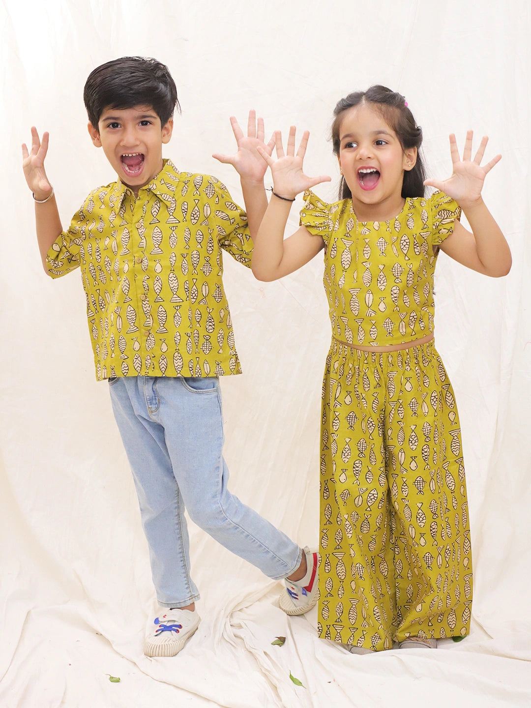 BownBee Pure Cotton Fish Printed Clothing Set & Shirt Sibling Set