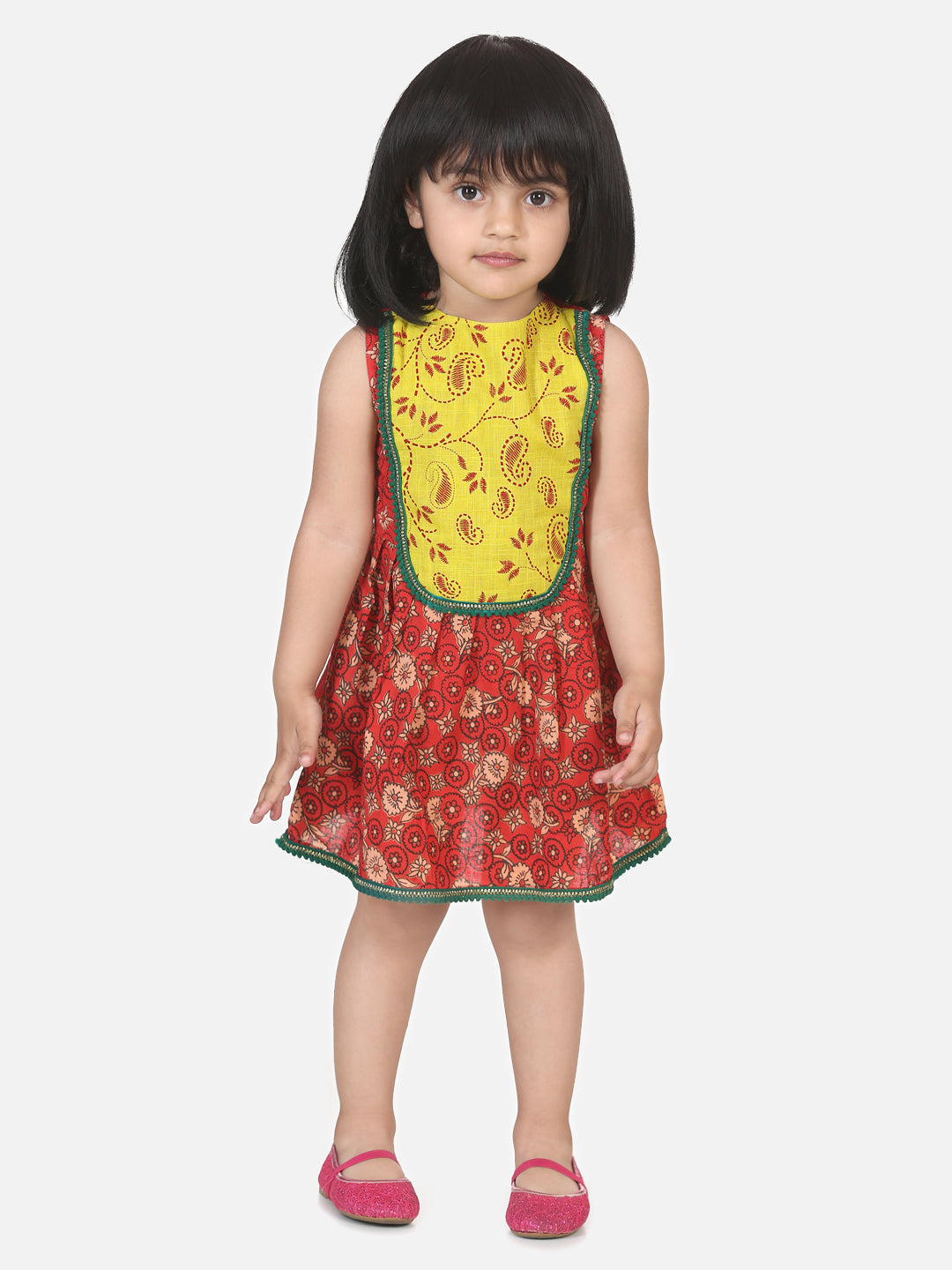 BownBee Round Patch Cotton Sleeveless Frock - Red