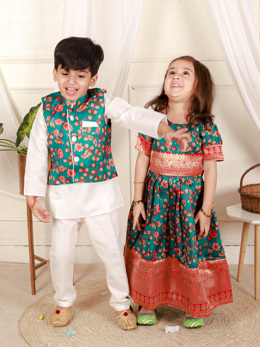 BownBee Kalamkari Print Party Dress Gown for Girls and Printed Jacket with Kurta Pajama for Boys- Green