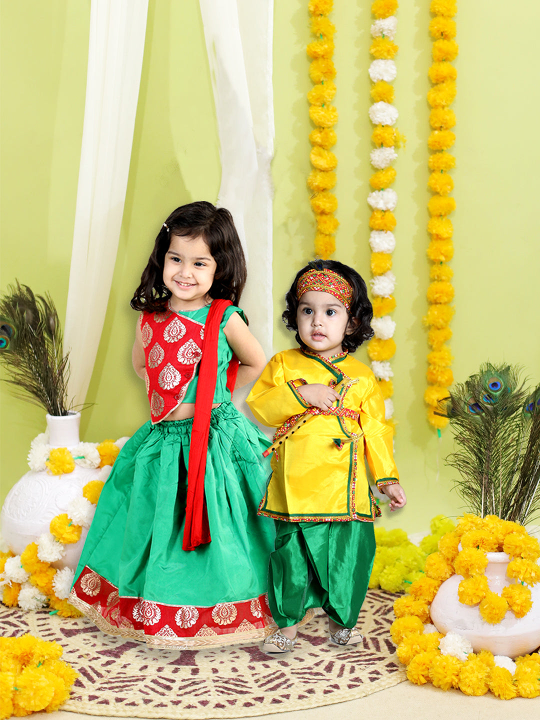 BownBee Sibling little Kanhiya suit and round panel printed Lehenga with Dupatta-Green