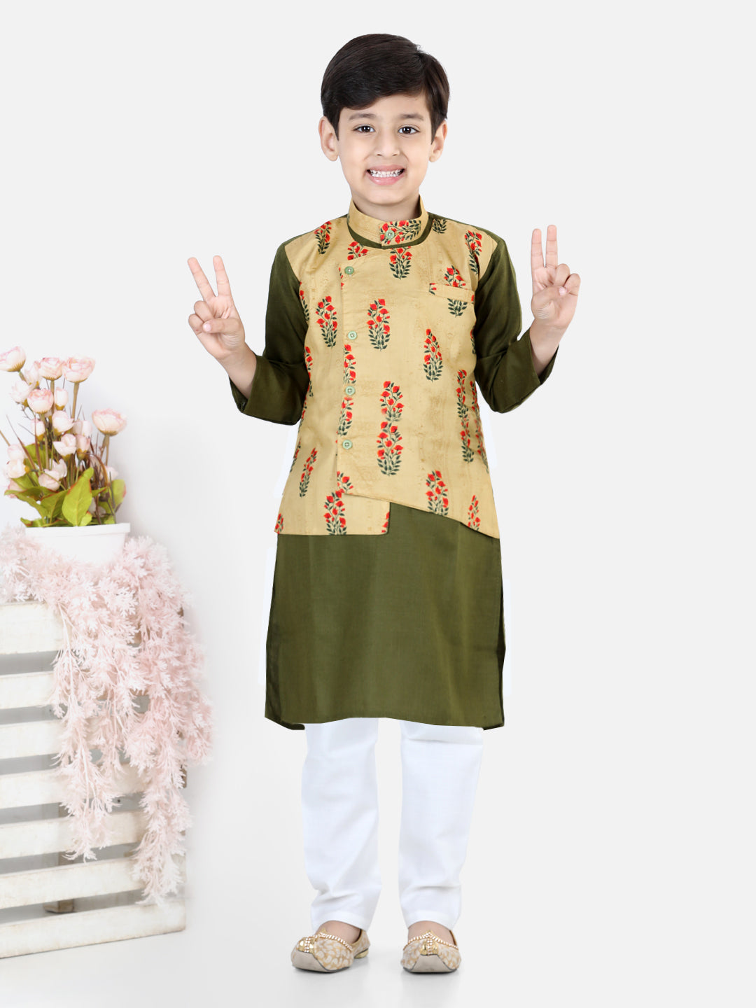 BownBee Full Sleeves Solid Kurta With Floral Printed Attached Jacket And Pyjama - Green Yellow