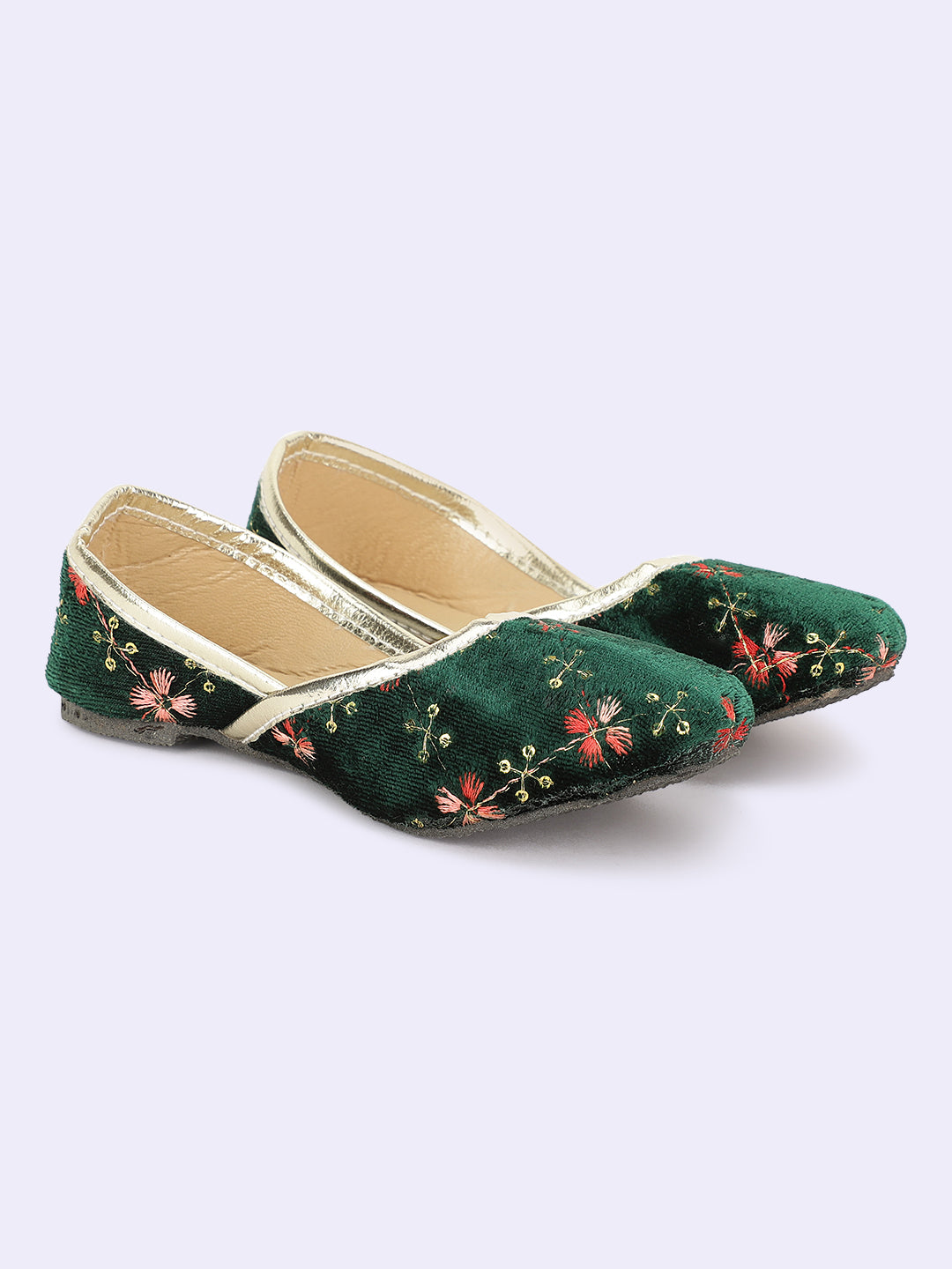 BownBee Floral Embroidered Ethnic Juttis - Green