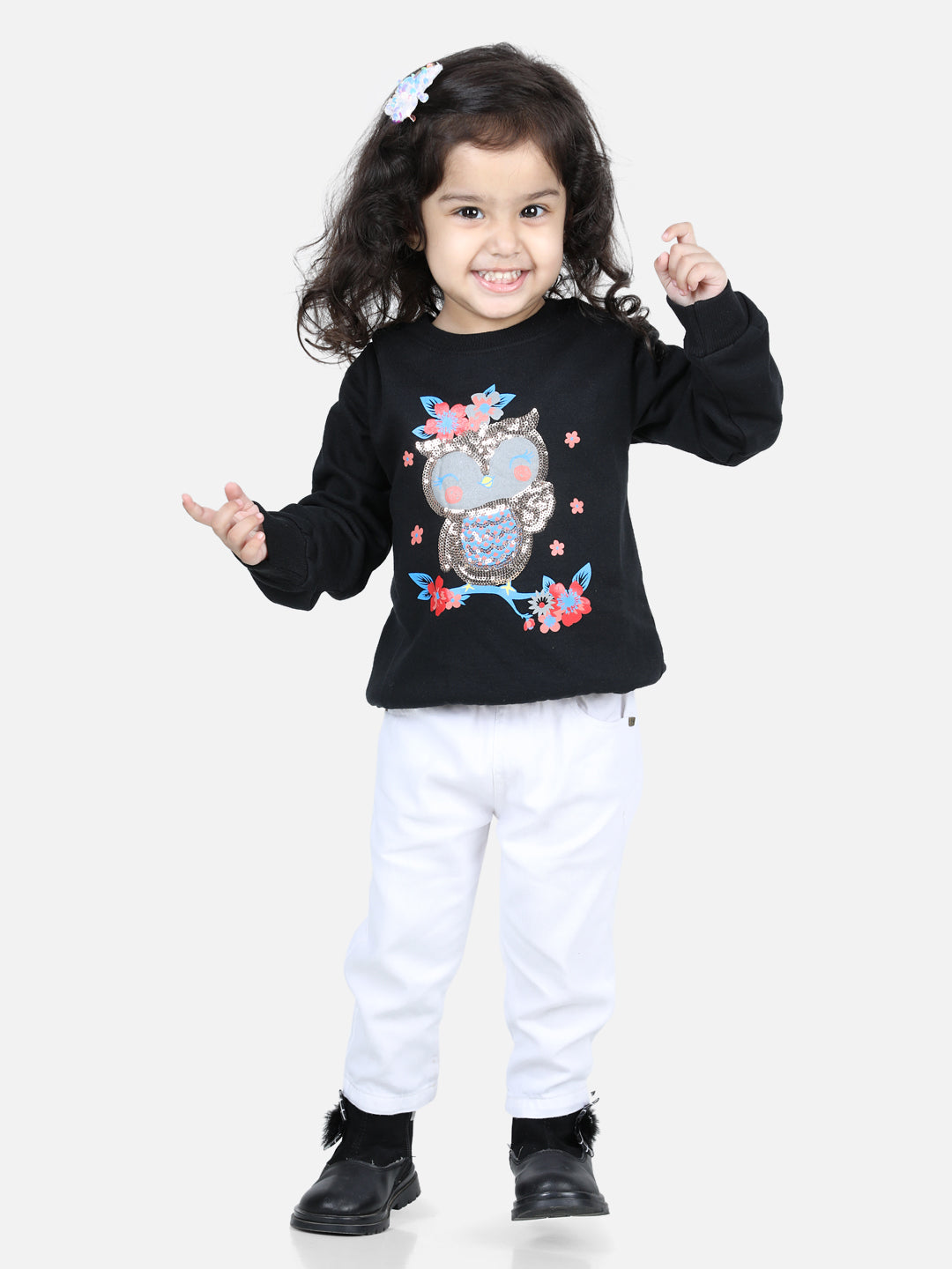 BownBee Full Sleeve Sweatshirt for Girls- Black