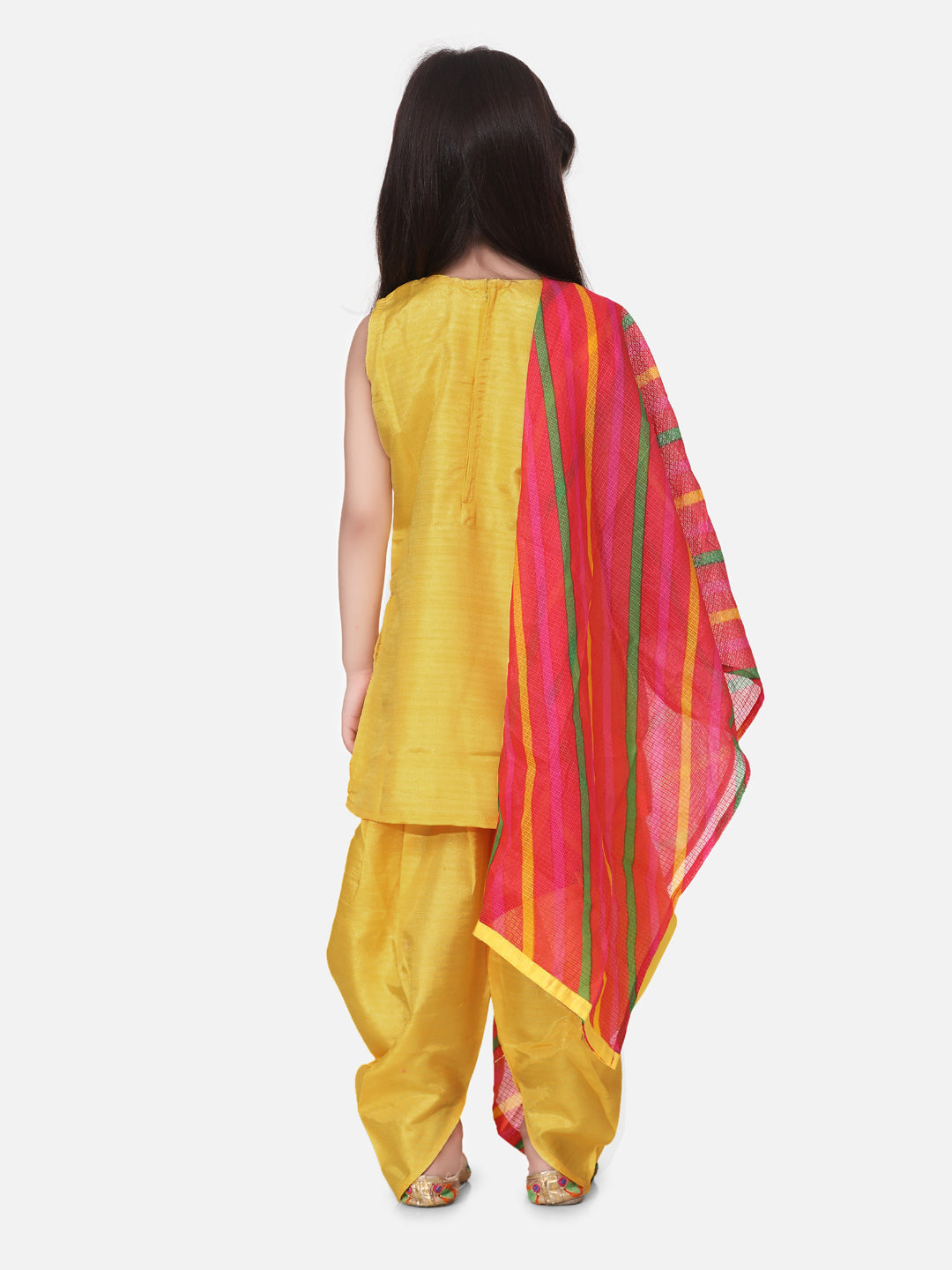 BownBee Sleeveless Solid Kurta & Dhoti With Leheriya Dupatta - Yellow