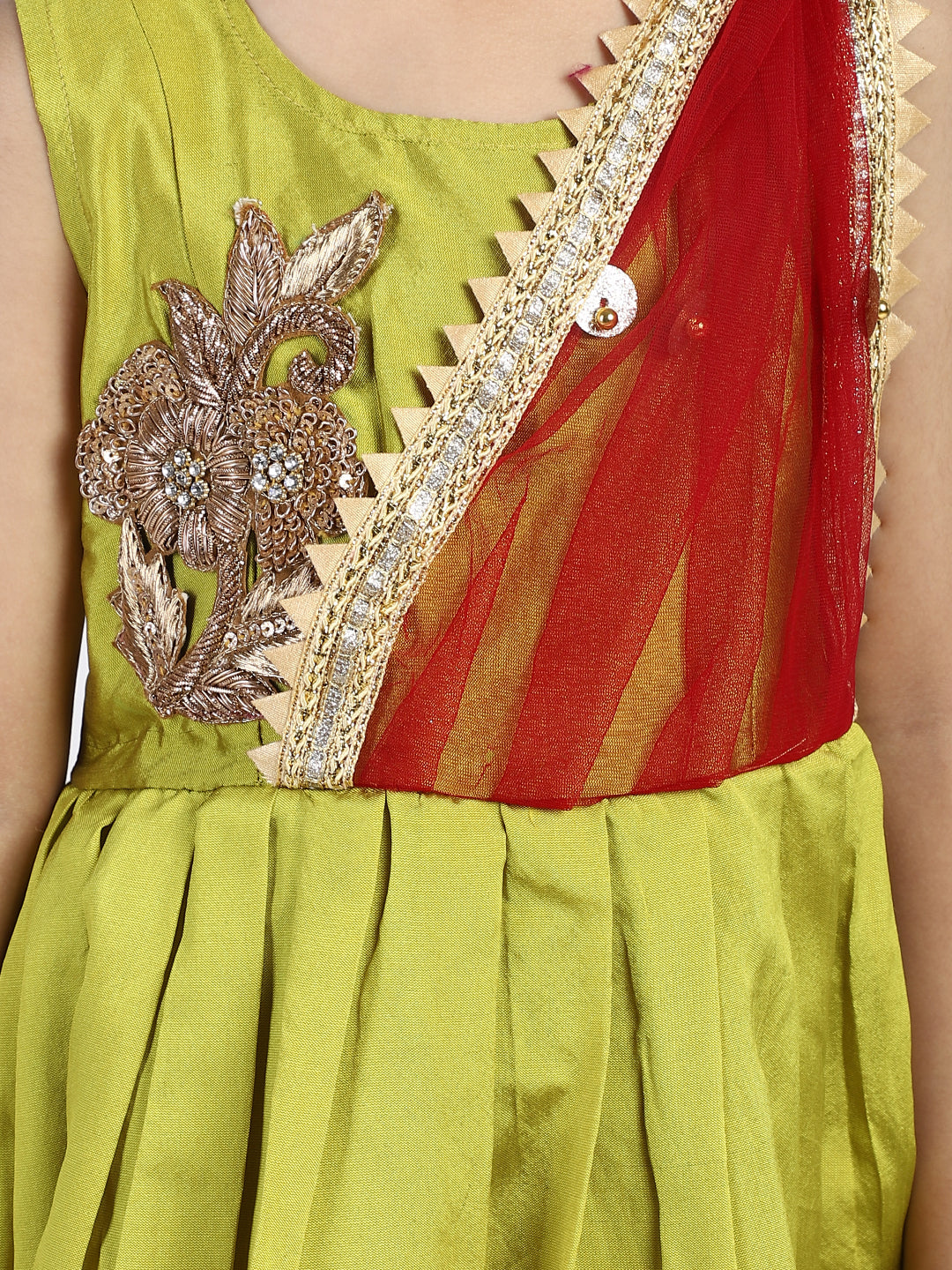 BownBee Sleeveless Flower Embellished Flared Gold Linen Party Gown